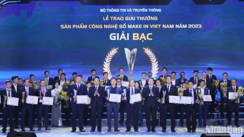 43 giải pháp công nghệ số được vinh danh tại “Make in Viet Nam 2023” ảnh 1